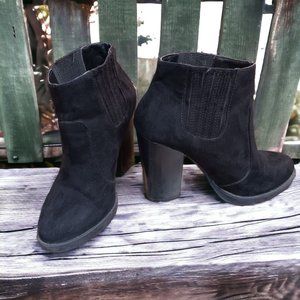 Zara Trafaluc Black Suede Ankle Booties  Size 6